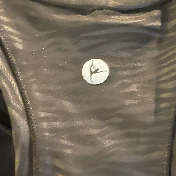 90 DEGREE BY REFLEX Interlink Embossed Zebra Top, Small, NWT​ - Picture 9 of 11